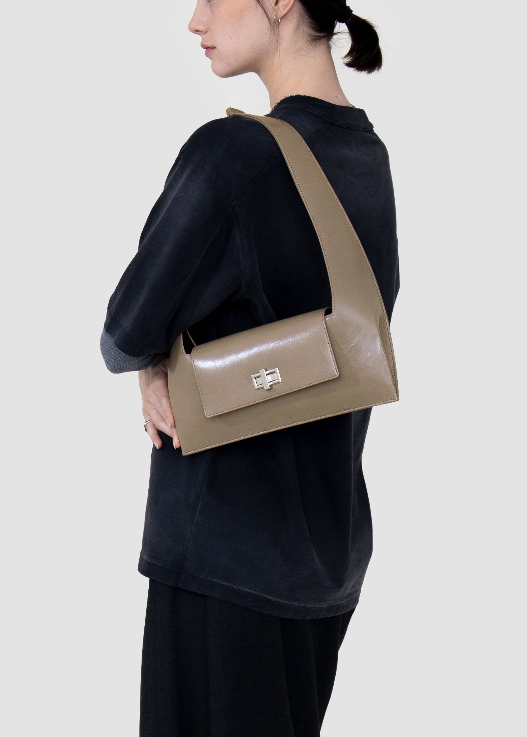 Baguette - Light Taupe Alias