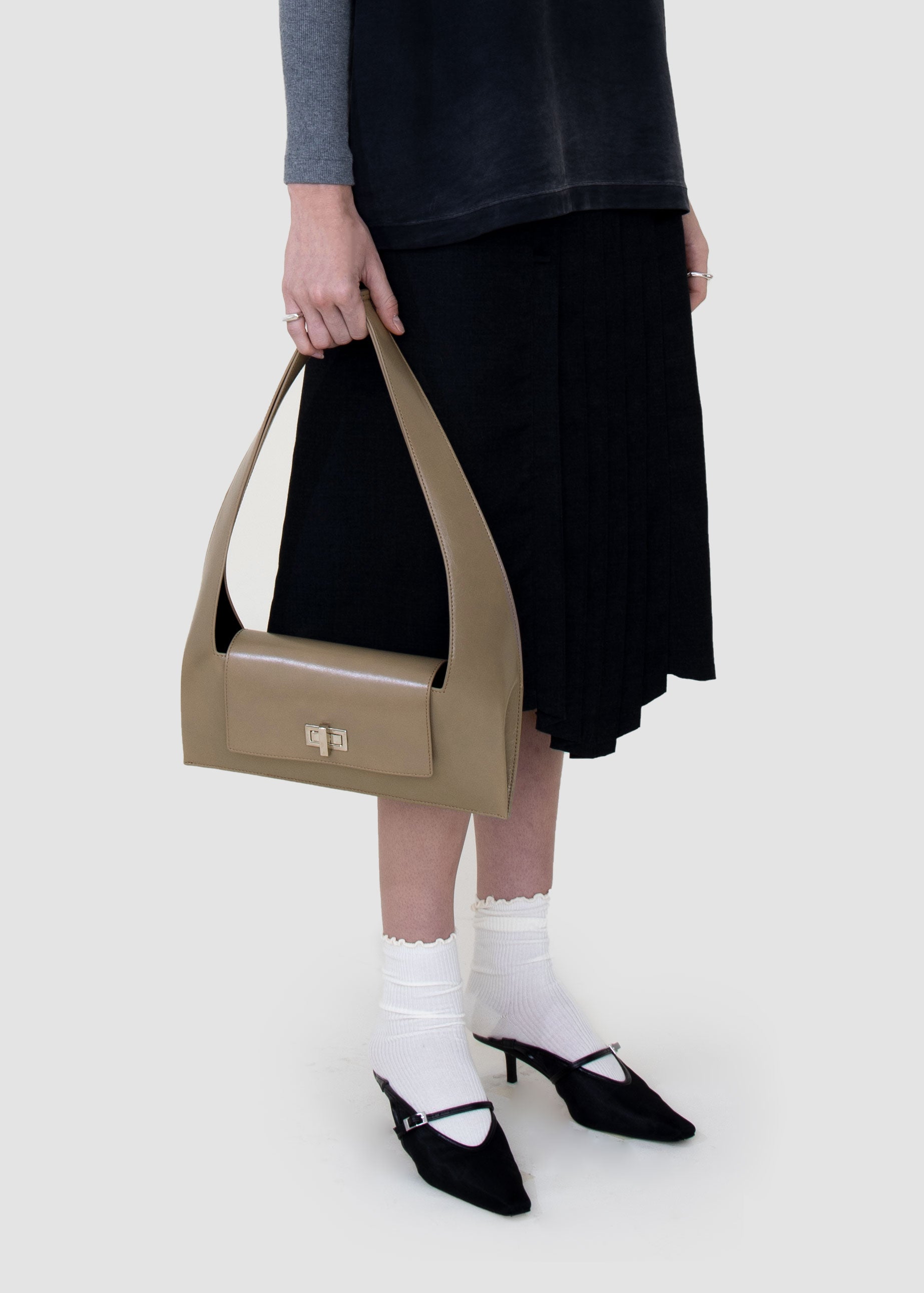 Baguette - Light Taupe Alias