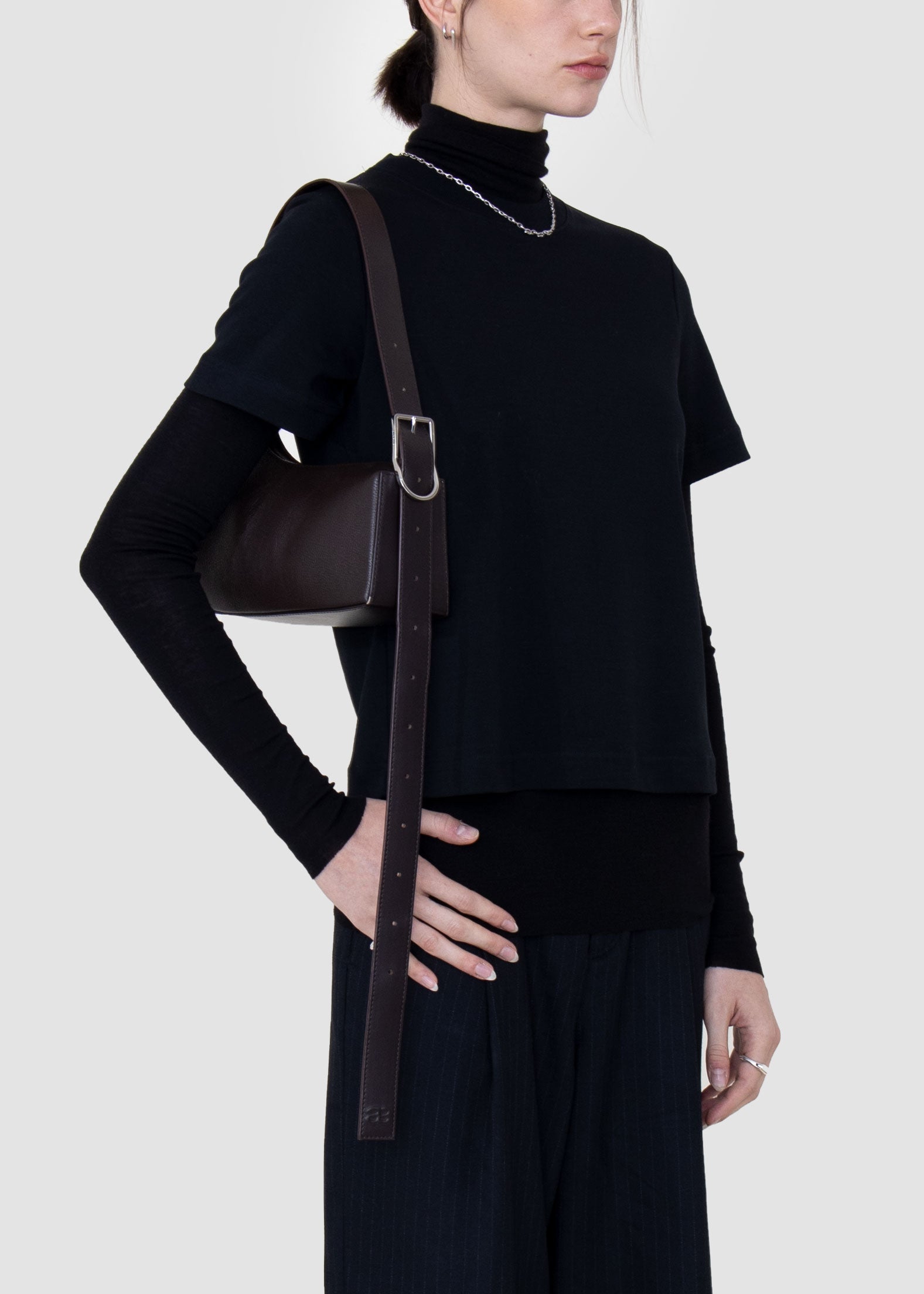 Gondol - Dark Brown Grained