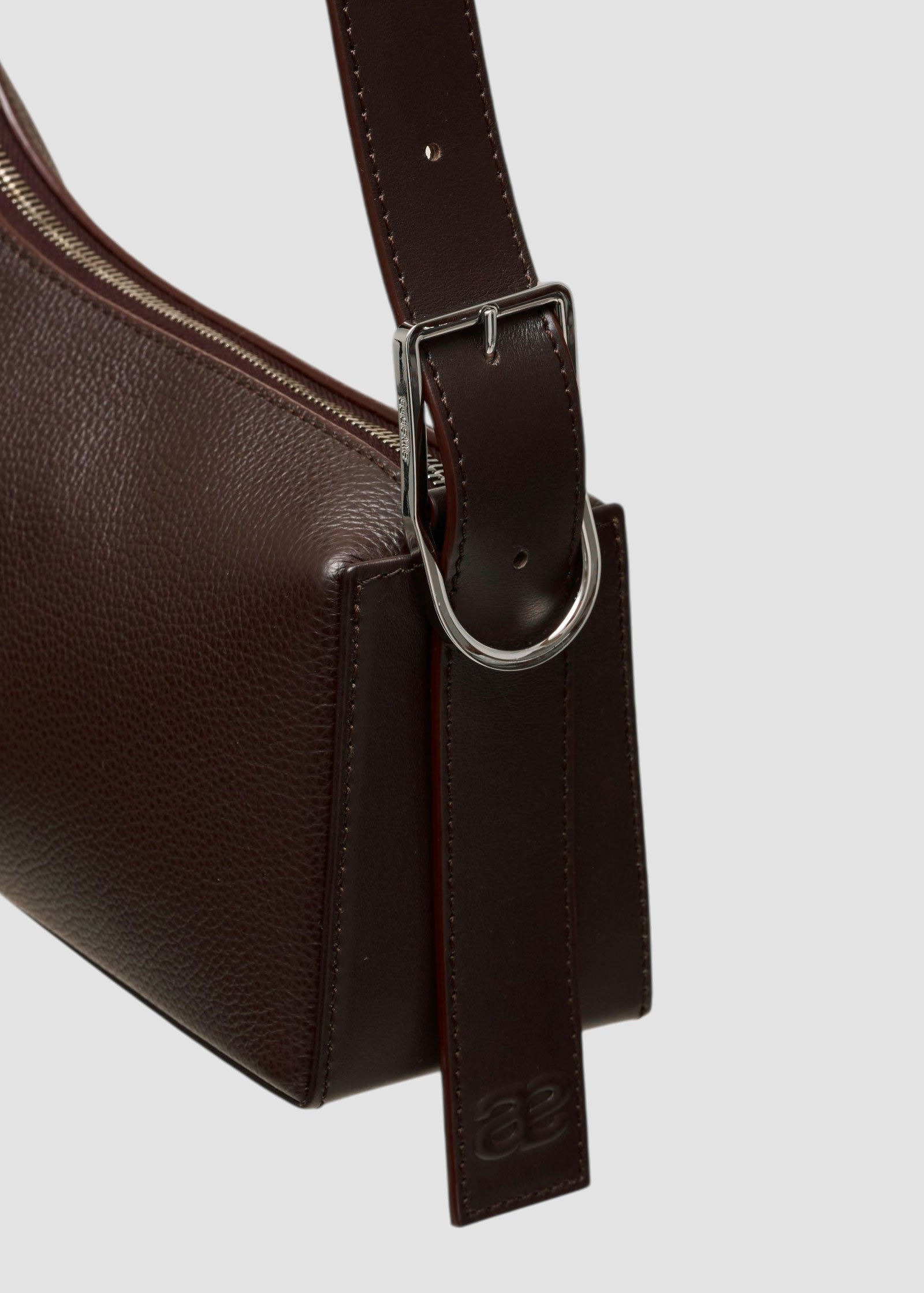 Gondol - Dark Brown Grained